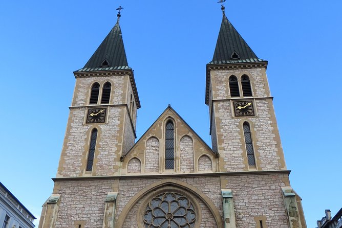 Crossroads of Cultures - Sarajevo Walking Tour - Gazi Husrev-beg Mosque and the old clock tower