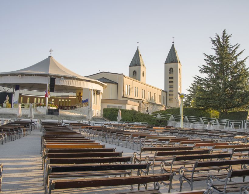 Dubrovnik: Private Day Trip to Medjugorje with Hotel Pickup - Shops, Bosnian food, and the less solemn side of town