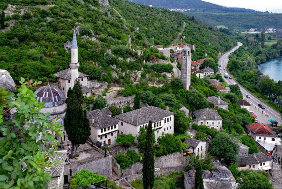 Dubrovnik: Private Day-Trip to Mostar - Bosnia & Herzegovina - Coastal views on the 1.5-hour drive