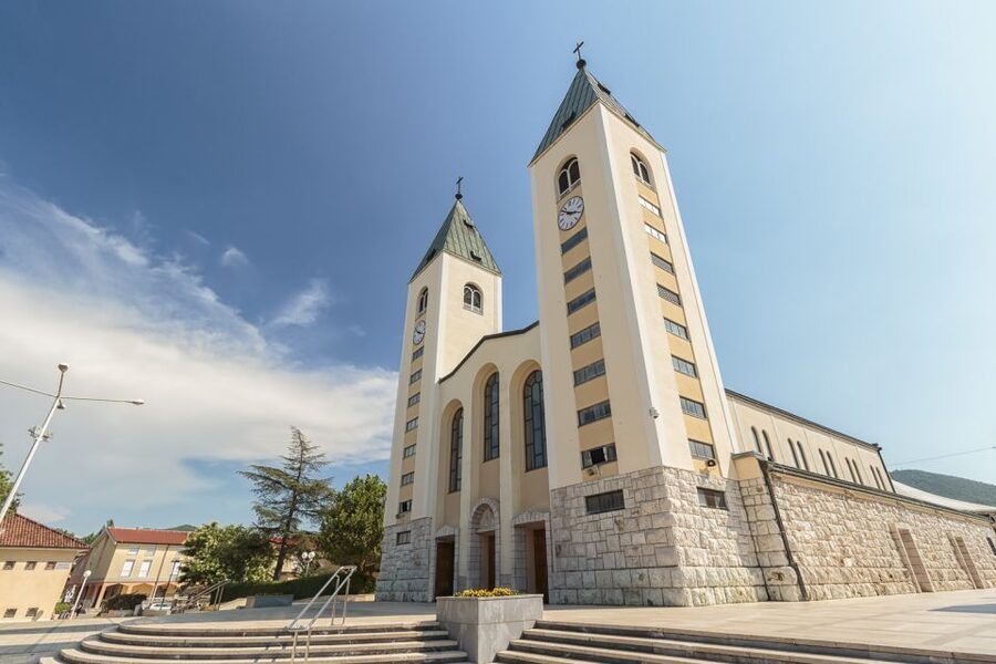 From Dubrovnik: Mostar and Medjugorje Full-Day Tour - Medjugorje for 1.5 hours: Church or Apparition Hill?