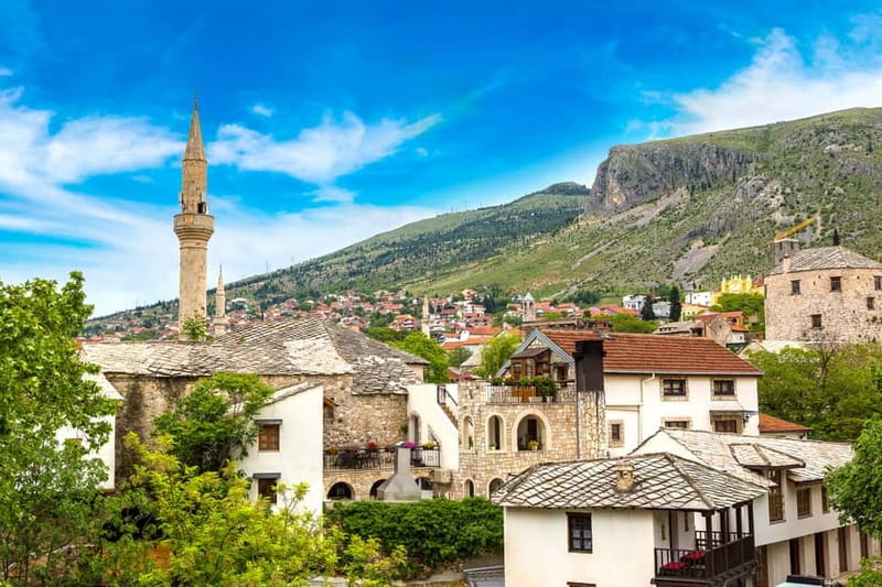 Mostar & Kravice Waterfalls: Guided Day Trip from Dubrovnik - Crossing the border into Bosnia and Herzegovina