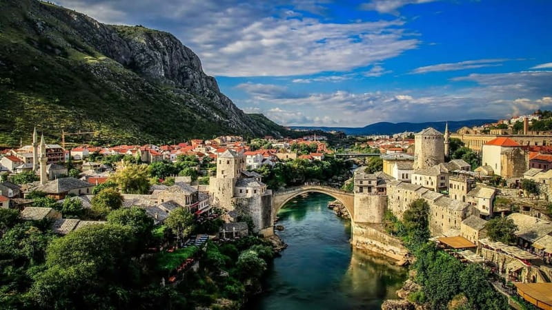 Mostar & Kravice Waterfalls: Guided Day Trip from Dubrovnik - Food, free time, and spending extra money