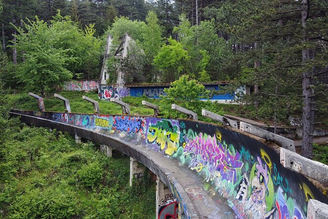 Sarajevo: A City Under Siege - War Tour With Tunnel Museum - Entering the Tunnel of Hope