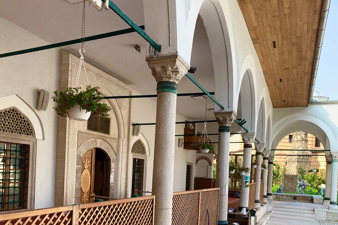 Sarajevo: Islamic Traditions and Daily Life Tour - Svrzo’s House shows how people lived