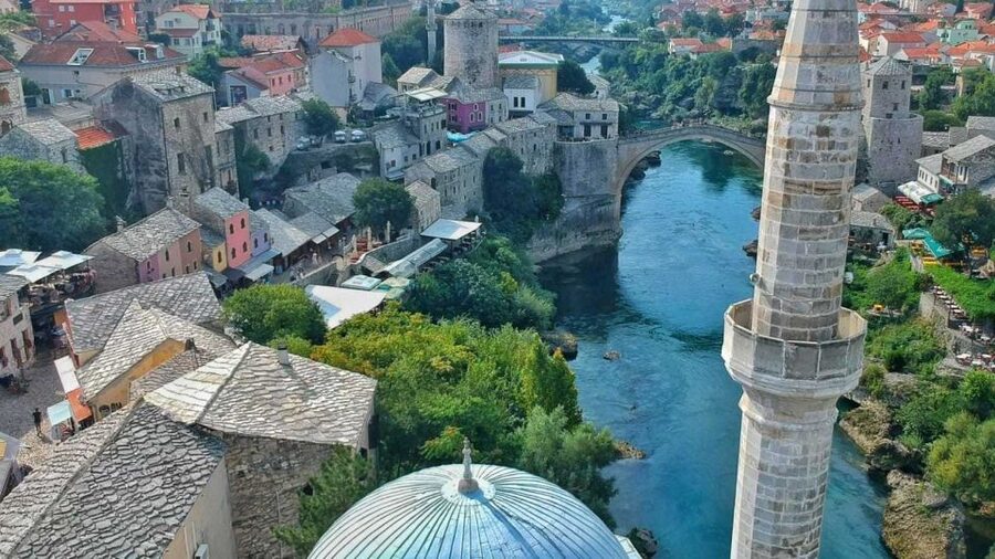 Sarajevo: One-Way Tour to Dubrovnik via Mostar - Počitelj and the climb to the fort