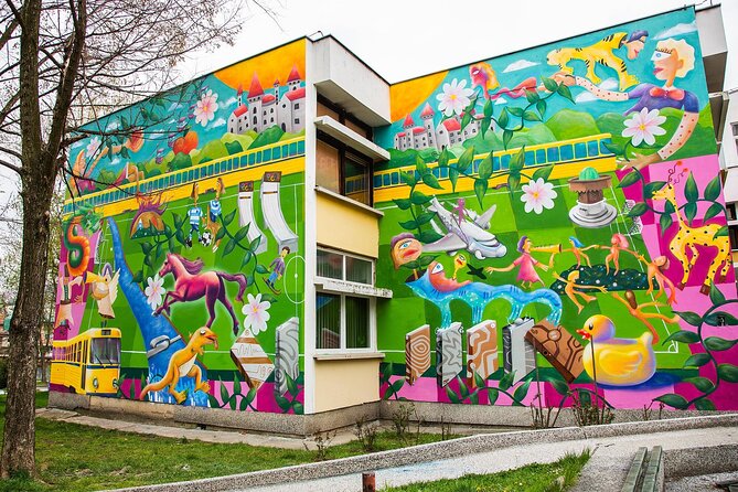 SARAJEVO STREET ART TOUR (art, history & mystery) - sARTajevo! - Ferhadija and the Srebrenica mural