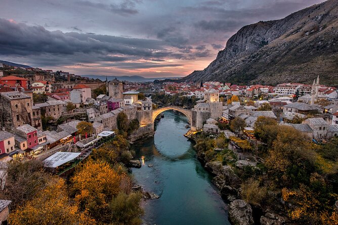 Sarajevo to Dubrovnik: Transfer With Herzegovina Tour - The vehicle, luggage, and guide service