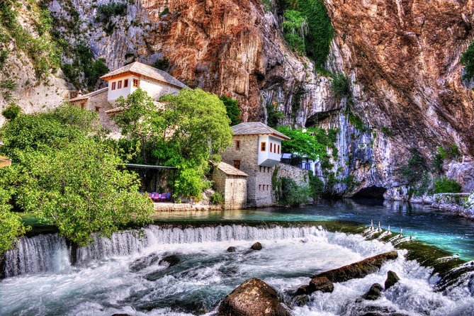 Sarajevo to/from Dubrovnik Transfer Tour via Mostar & Herzegovina - Kravice Falls Ends the Sightseeing