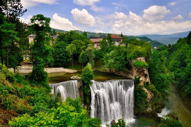 Sarajevo to/from Zagreb Transfer Day Tour (North-central Bosnia) - Travnik: Ottoman Bosnia and a hilltop fortress
