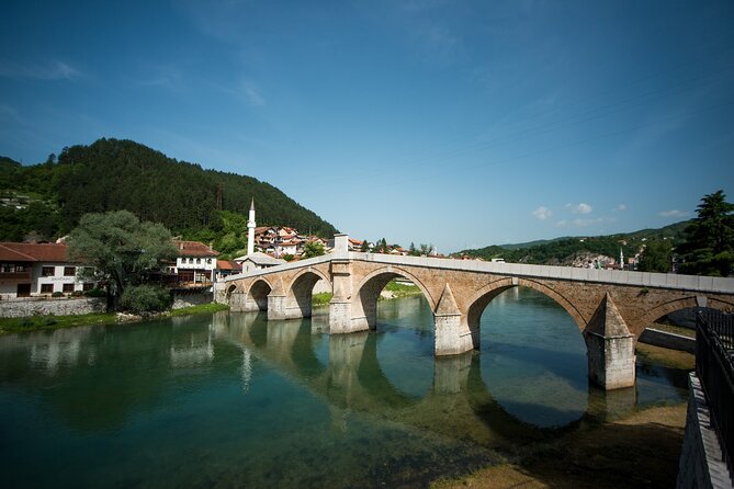 Sarajevo to Split (or opposite): Transfer With Herzegovina Tour - Group size, vehicle, and comfort