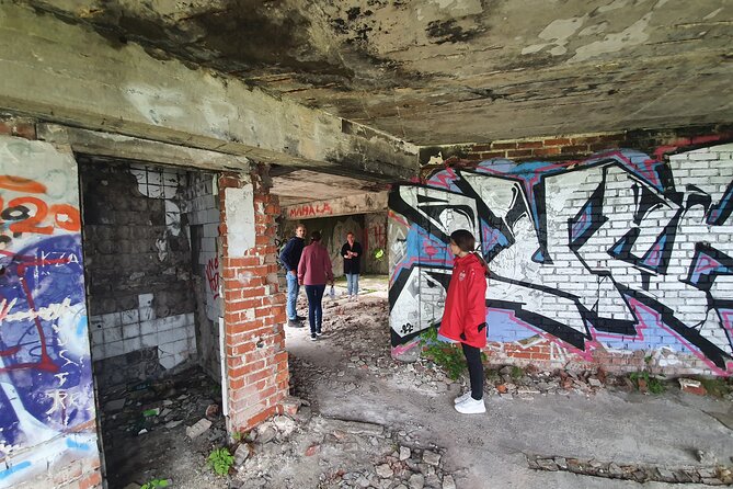 Tunnel Museum: Bosnian & Yugoslav Wars Tour with War Veteran - Sarajevo’s Jewish Cemetery