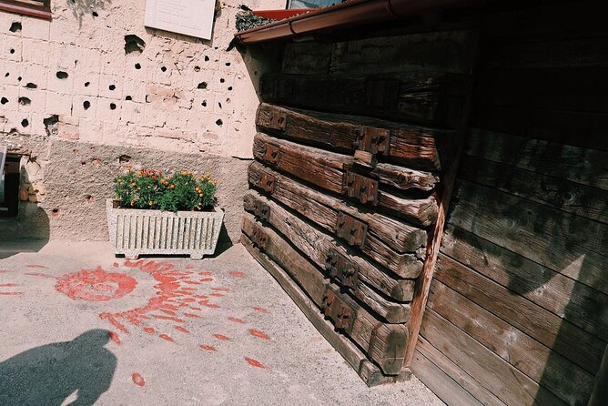 Tunnel Museum: Bosnian & Yugoslav Wars Tour with War Veteran - Guide quality and group atmosphere
